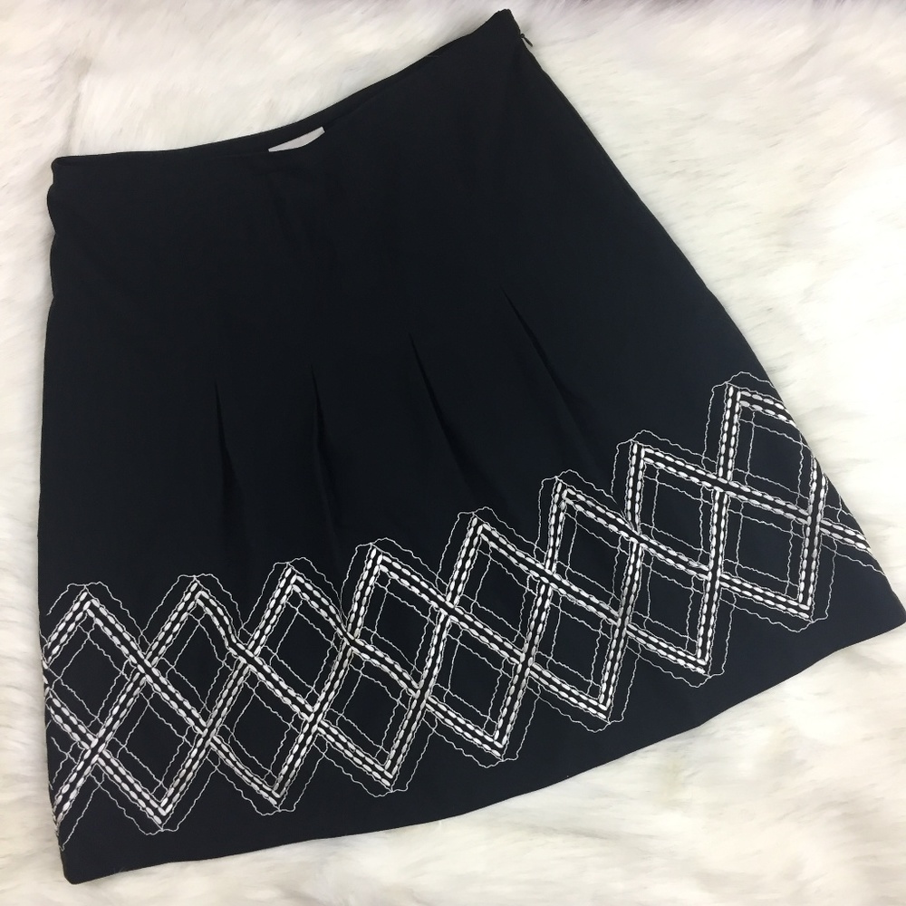 LOFT Embroidered Zigzag Skirt Size 10